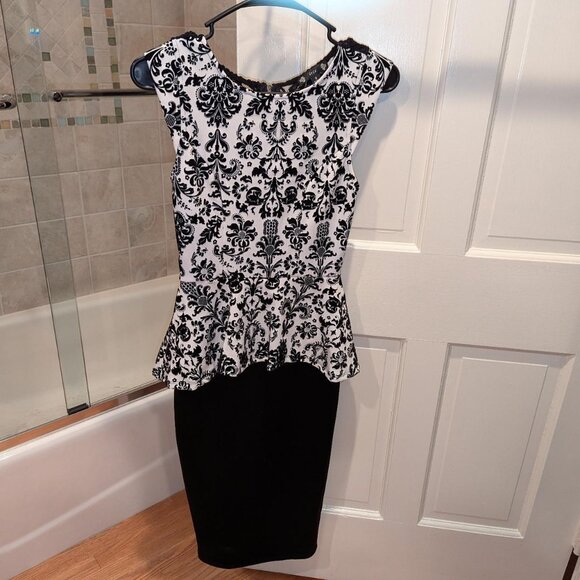 Black & white gothic damask scroll dress, small - Picture 1 of 3